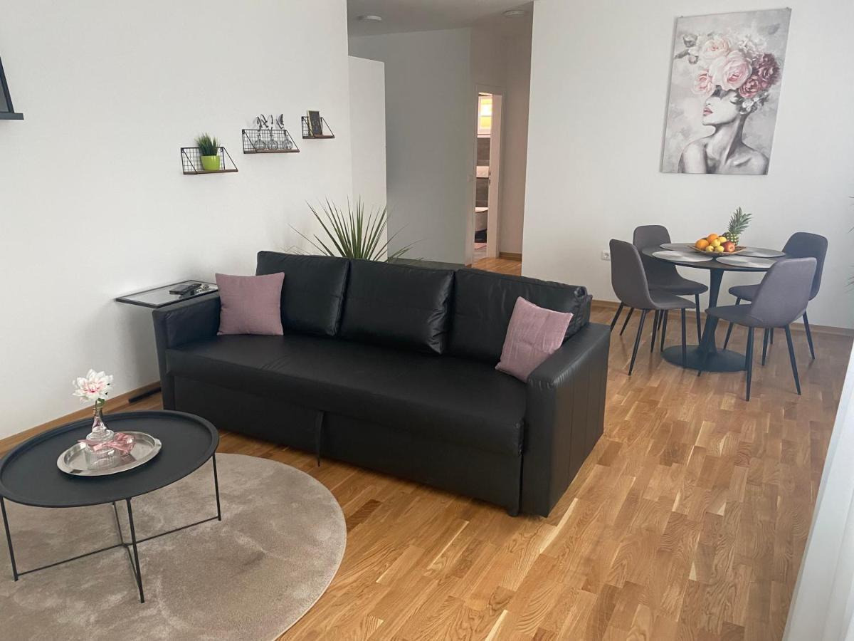 Penthouse West S Leilighet Varaždin Eksteriør bilde