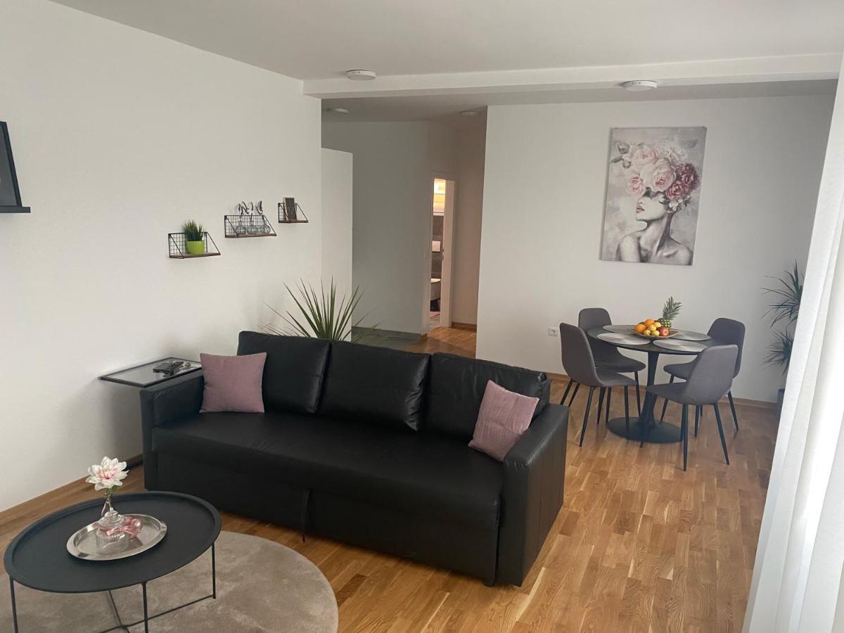 Penthouse West S Leilighet Varaždin Eksteriør bilde