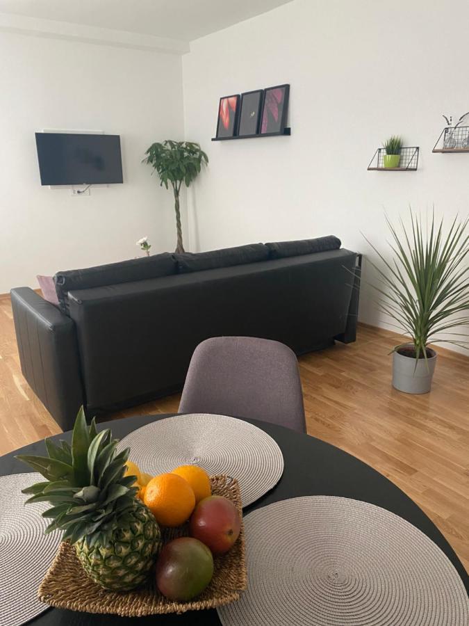 Penthouse West S Leilighet Varaždin Eksteriør bilde