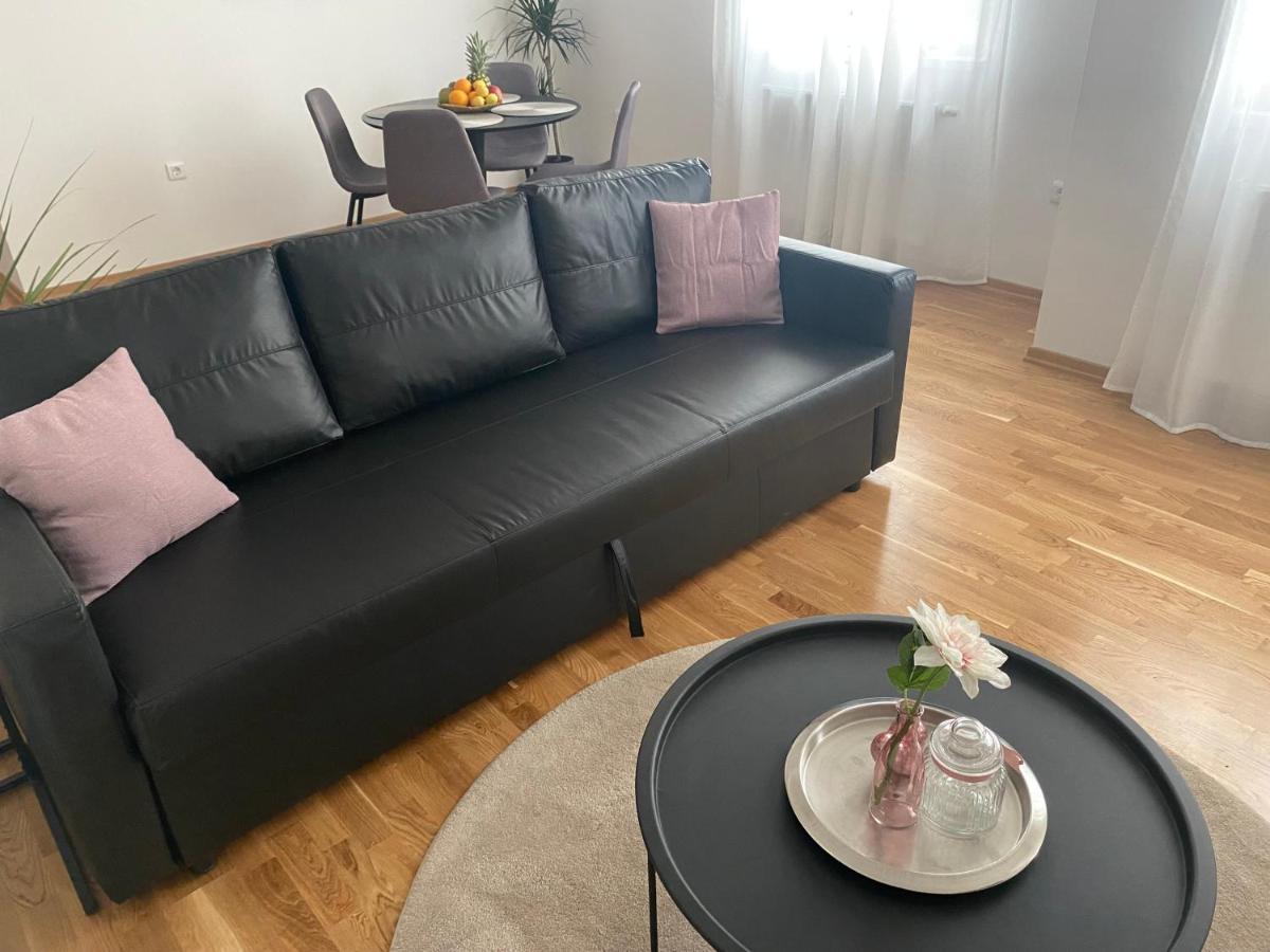 Penthouse West S Leilighet Varaždin Eksteriør bilde