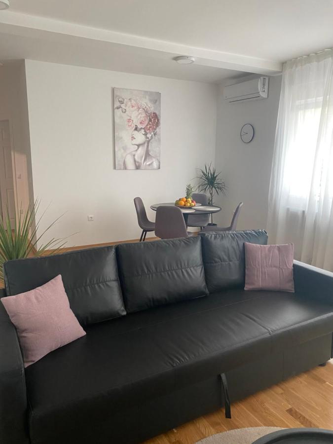 Penthouse West S Leilighet Varaždin Eksteriør bilde